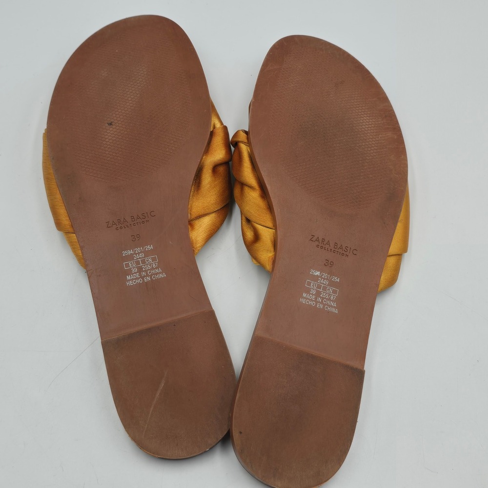 Zara Sandals Women 8/39 Slide Knotted Satin Gold Flat Slip On EUC Summer Chic - Picture 3 of 7